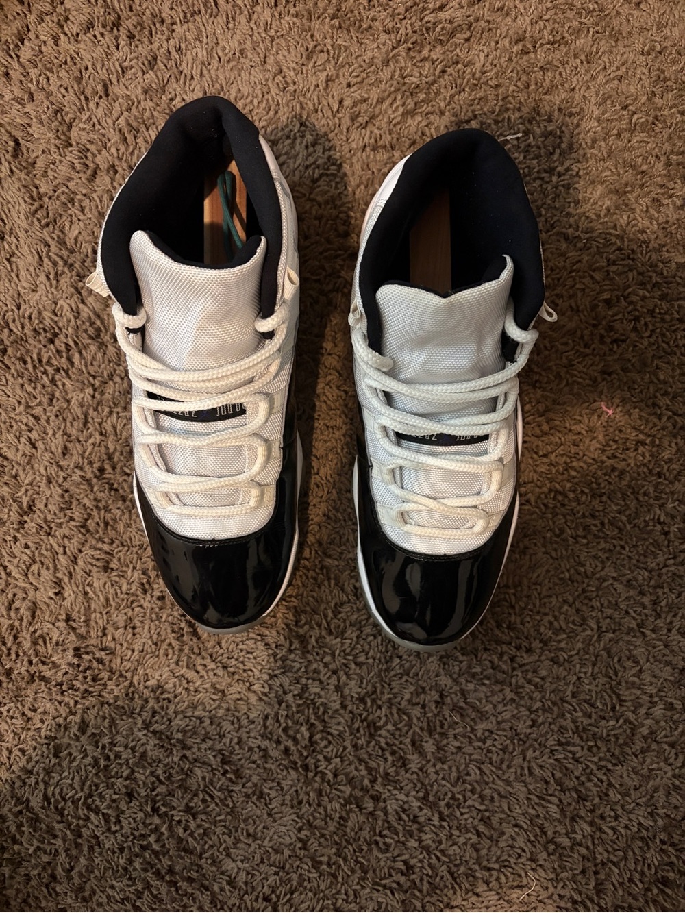 Air Jordan 11 concord
